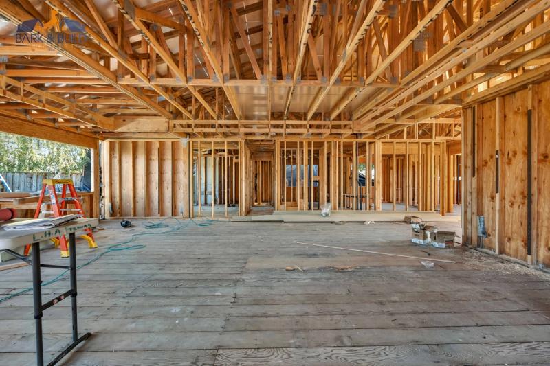 Above-garage ADU framing